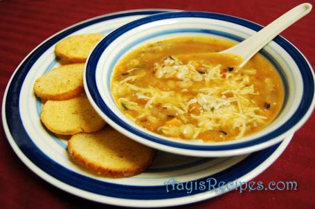 Pasta and bean soup(Zuppa di Pasta e Fagioli)