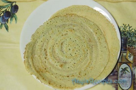 Whole moong set dosa