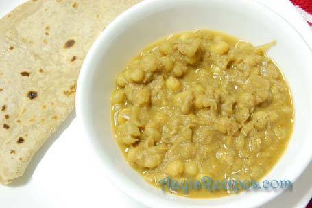 Peas bhaji (Goa pattal bhaji or Tonak)