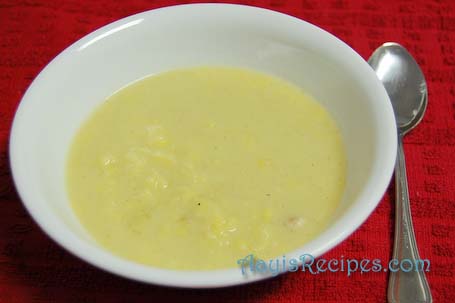 Moong dal sweet (Muga dali paays or Hesru beLe payasa)
