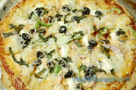 Vegetable pizza
