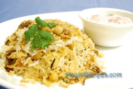 Chickpeas biryani (Chole biryani)