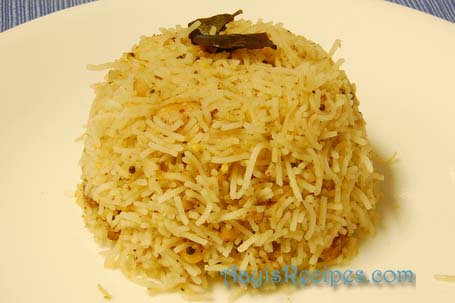 Tamarind rice (Puliyogare)