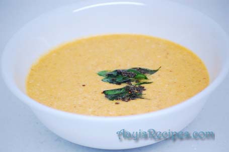 Fenugreek-yogurt gravy (Menthe tambli)