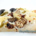 Pizza with white sauce